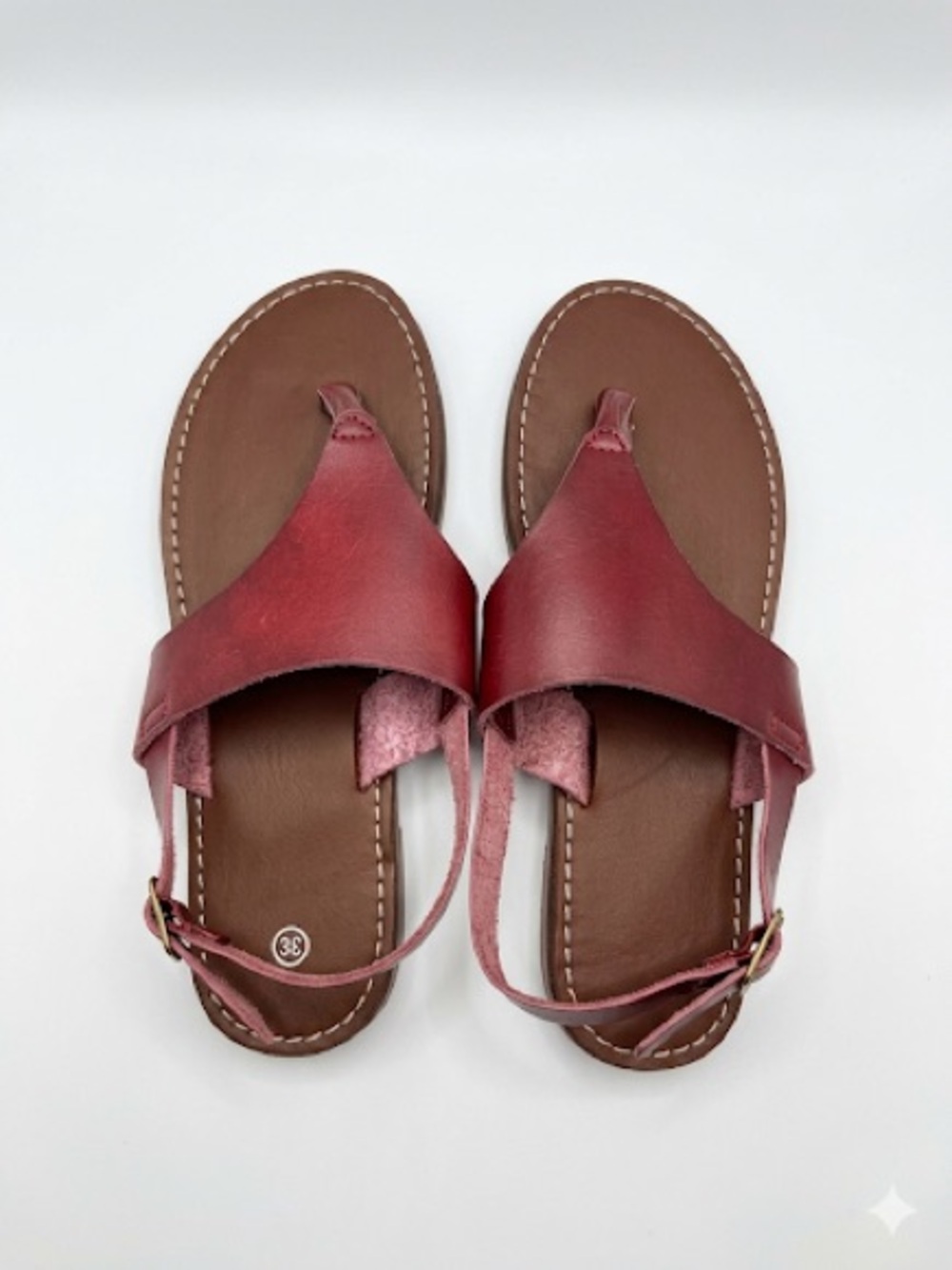 Women's Red Leather Toe-Loop Sandals